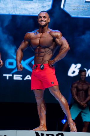 MEN'S PHYSIQUE 179